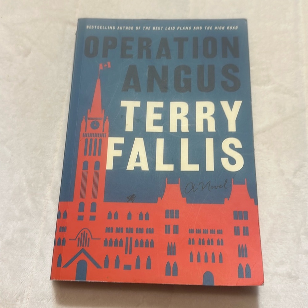 ⭐️2/$12⭐️Humour. Operation Angus novel by Terry Fallis